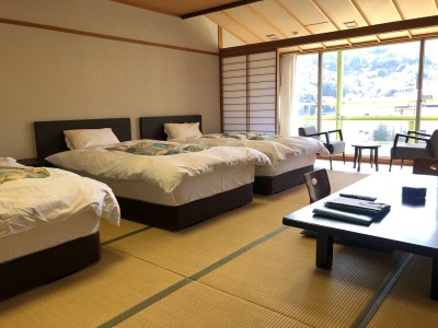 15畳和室(トリプルベッド)