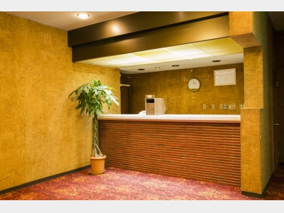 フロントカウンター