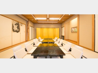 【過ごし方のご提案】 *10名様でもゆったりとお使いいただける宴会場（25畳）