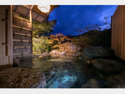 【大浴場露天風呂】