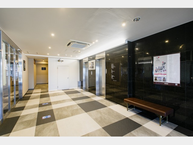 ＫＯＫＯ　ＳＴＡＹ　相模原（旧ホテルウィング相模原） １Fエントランス