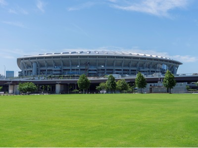 横浜国際競技場（日産スタジアム）まで徒歩圏内！