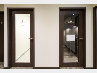 喫煙スペース・コインランドリー