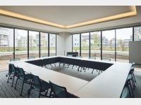 �~�[�e�B���O���[��