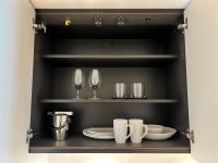 �H��ށi�L�b�`���t���̋q������j