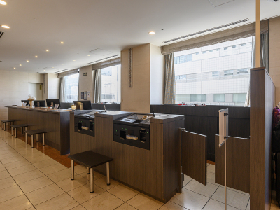 フロントカウンター