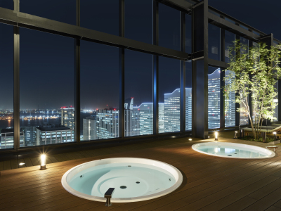 屋外プール（ジェットバス）