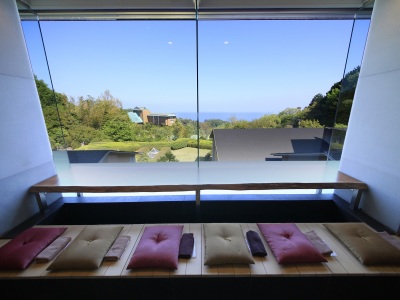 【足湯カフェ】