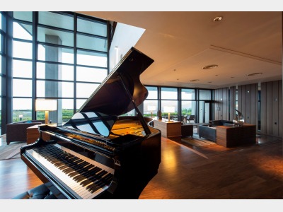 ロビーピアノ