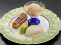 �������