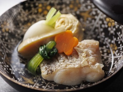 【土地の恵み会席】2025年冬　甘鯛とかぶ炊き合わせ