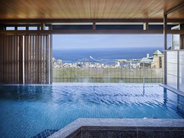 亀の井ホテル　熱海　別館 半露天風呂