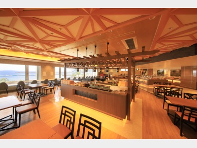 夕食ブッフェ会場