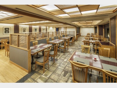 日本料理レストラン「潮騒」