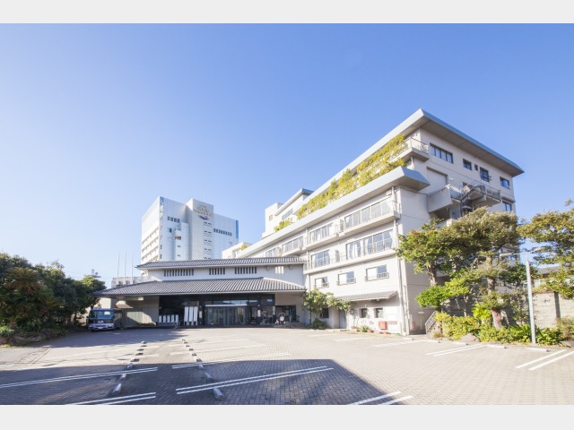 ホテルラヴィエ川良 外観