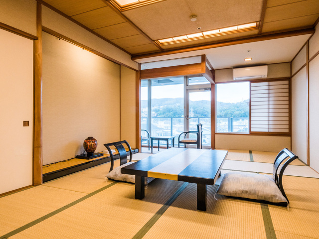 大江戸温泉物語　Ｐｒｅｍｉｕｍ　伊東ホテルニュー岡部 客室一例