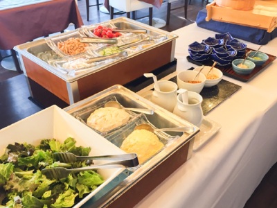 朝食～バイキング形式～