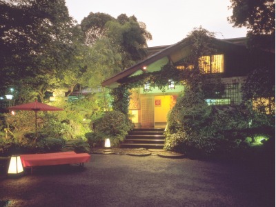 �`�a�a�`�@�q�d�r�n�q�s�r�@�h�y�t�|�������̊O��