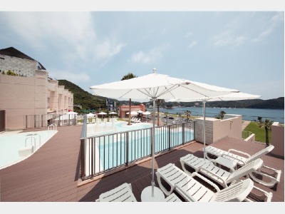 ウッドデッキ＆プール