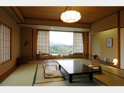 富士山側　和室12.5畳（一例）