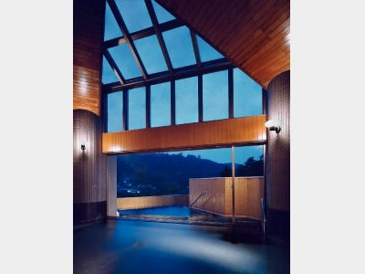 夕焼けの露天風呂