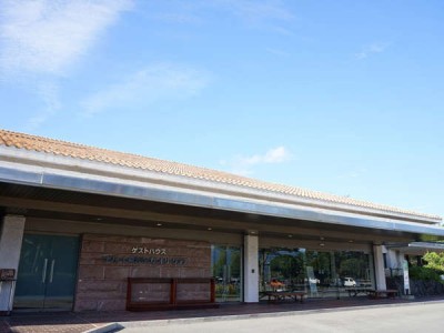 ゲストハウス外観