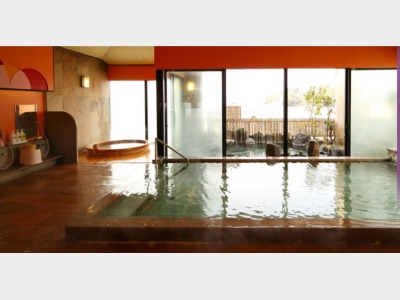 ご婦人大浴場「初桜」