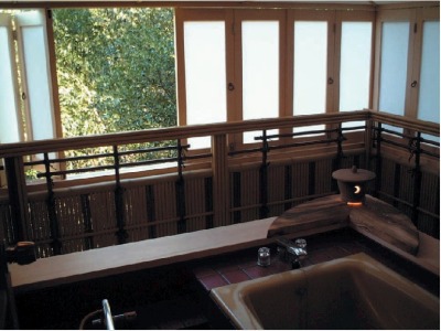 客室付半露天風呂