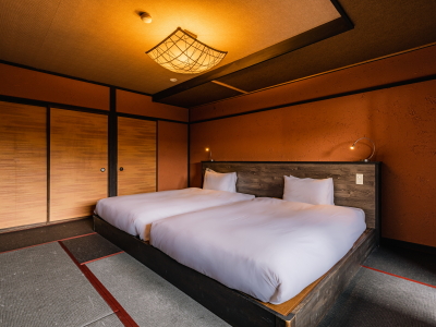 温泉露天風呂付和室ツインルーム／和室にシモンズ製のセミダブルベッドを2台ご用意しました