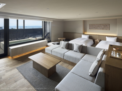 【新客室】温泉露天風呂付スイートルーム／当客室のためにしつらえた調度品に囲まれて