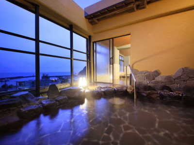 【大浴場／露天風呂　夜】