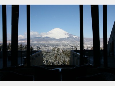 ロビーラウンジ