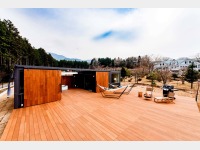 ���T�X�C�[�g