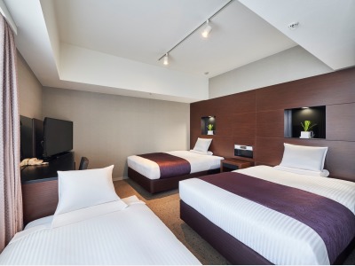 客室イメージ　デラックスツイン+エキストラベッド