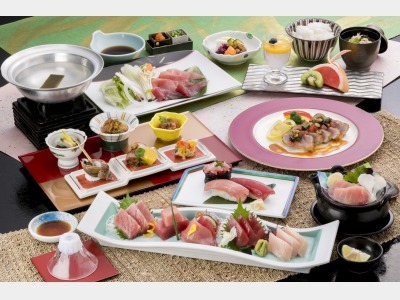 夕食一例（まぐろ御膳）