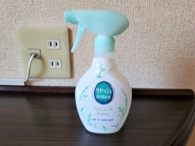 消臭スプレー
