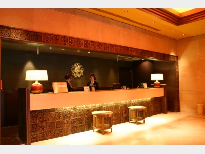 フロントカウンター