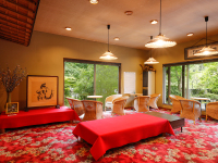 �y�ٓ��z���r�[