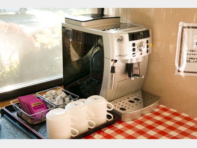 コーヒーマシン（ロビー無料提供）