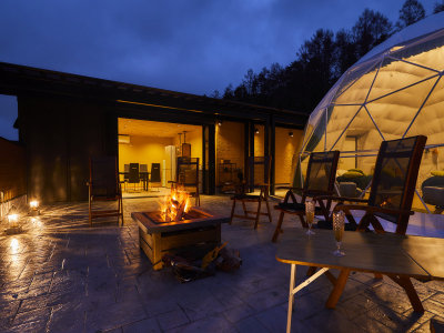 【焚火スペース】夜は焚き火で特別な時間をお過ごしください。　