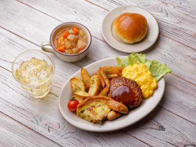 【キッズプレート】幼児のお子様の夕食メニューです。　