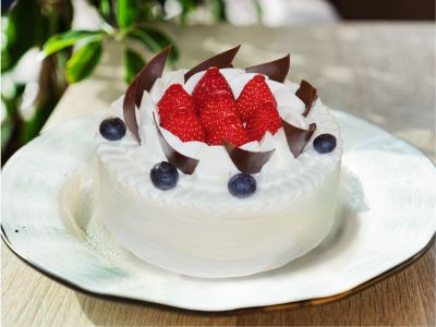 【追加オプション】ホールケーキの一例 サイズや種類は事前にご相談ください。