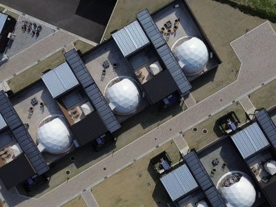 上空からの外観