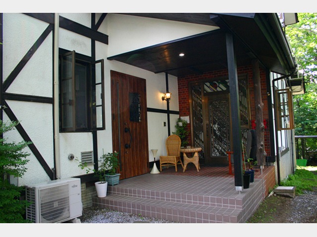 ペンションマリエ 入口