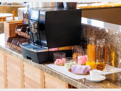 ラウンジ　フリードリンク