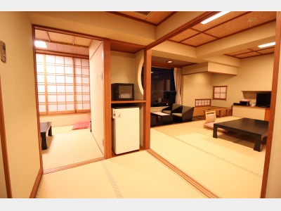 【本館】和みの和室 二間（12畳＋4.5畳）（一例）