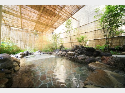 夢殿　露天風呂