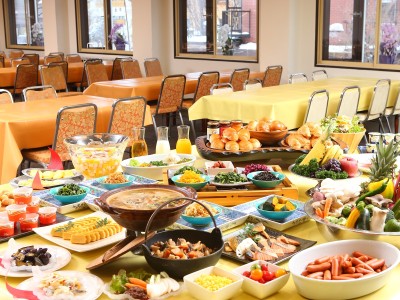 【朝食バイキング】朝から盛り沢山！お腹いっぱい食べて今日も元気