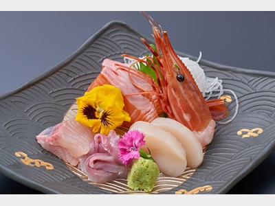 お食事一例（お刺身）