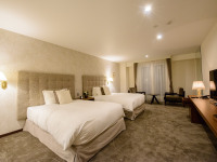 �f���b�N�X�c�C���i���j